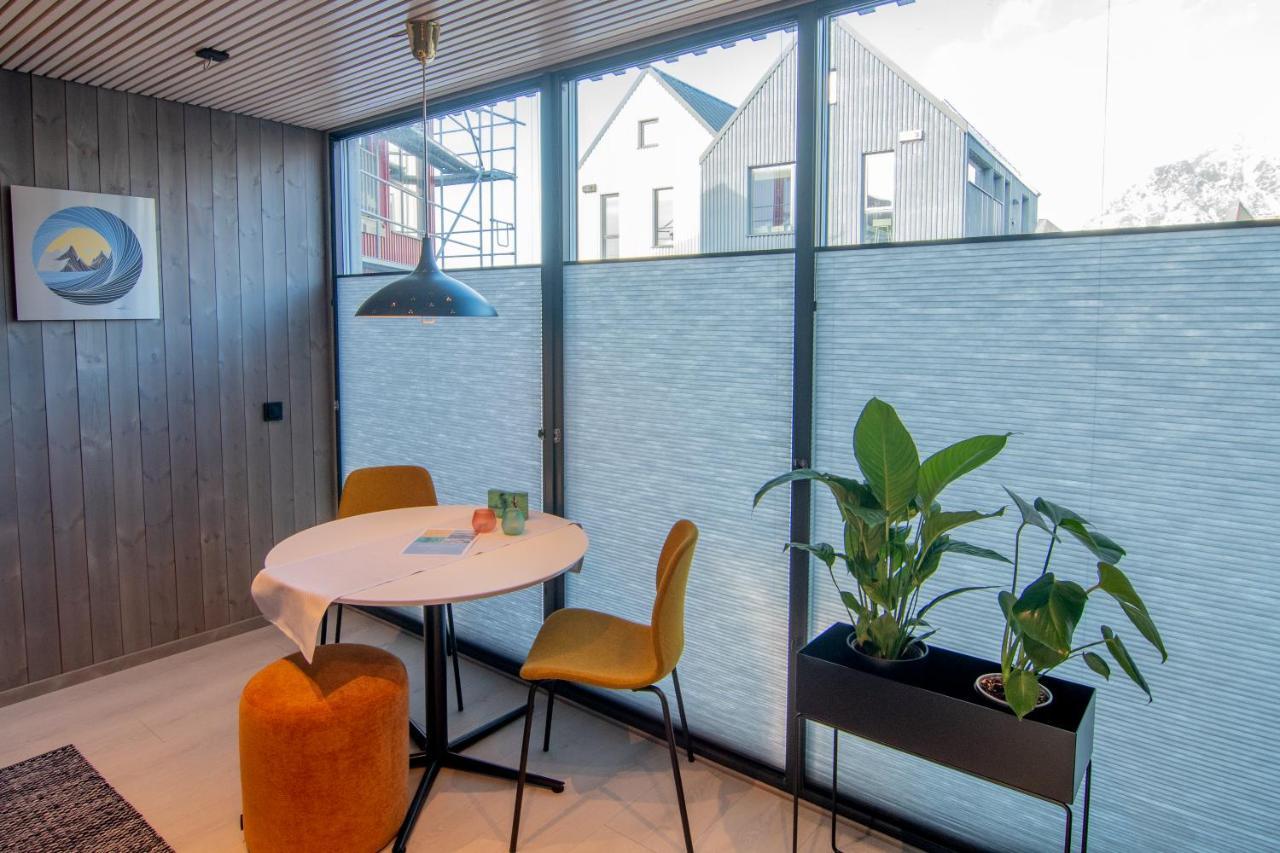 Vaeret - Your Lofoten Basecamp Henningsvaer Bagian luar foto